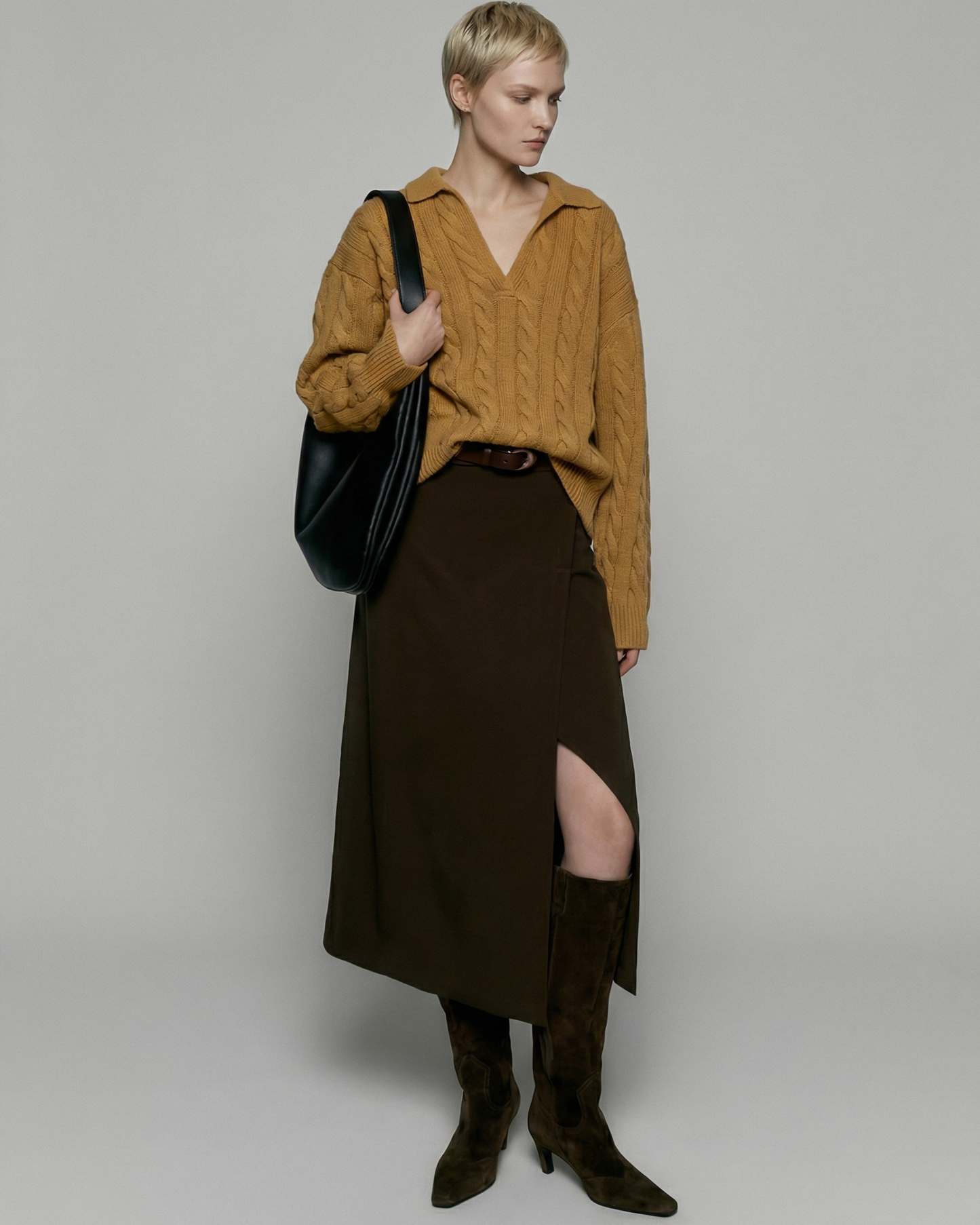 V-Neck Wool Sweater - KN032