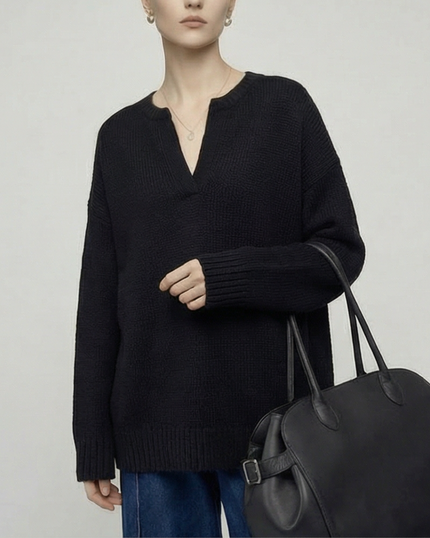 V-Neck Pullover Knit - KN038