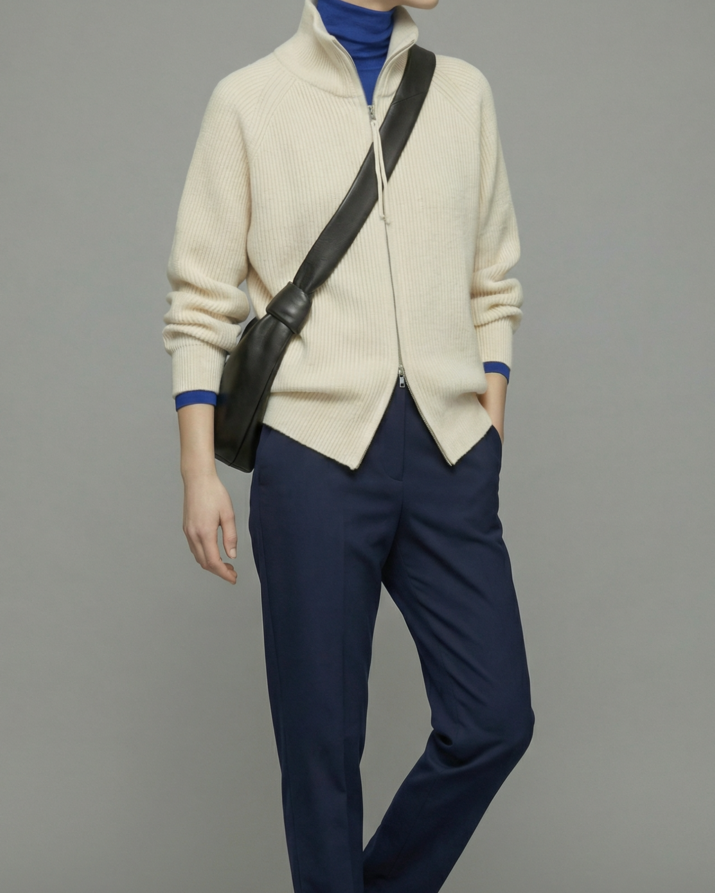 High-Neck Knit - KN040