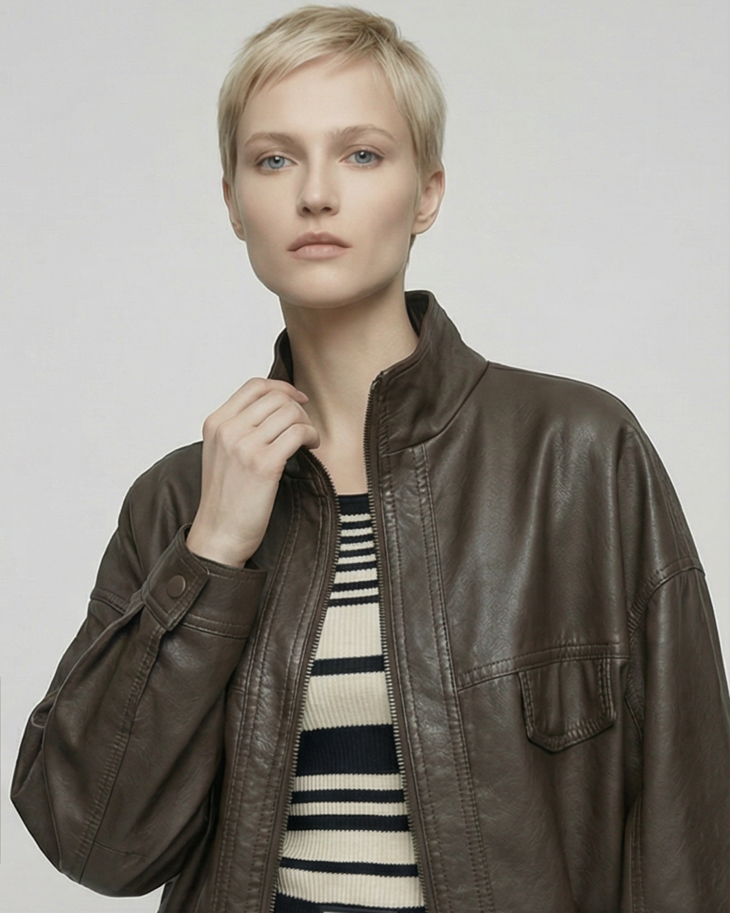 Lambskin Short Leather Jacket - OT032