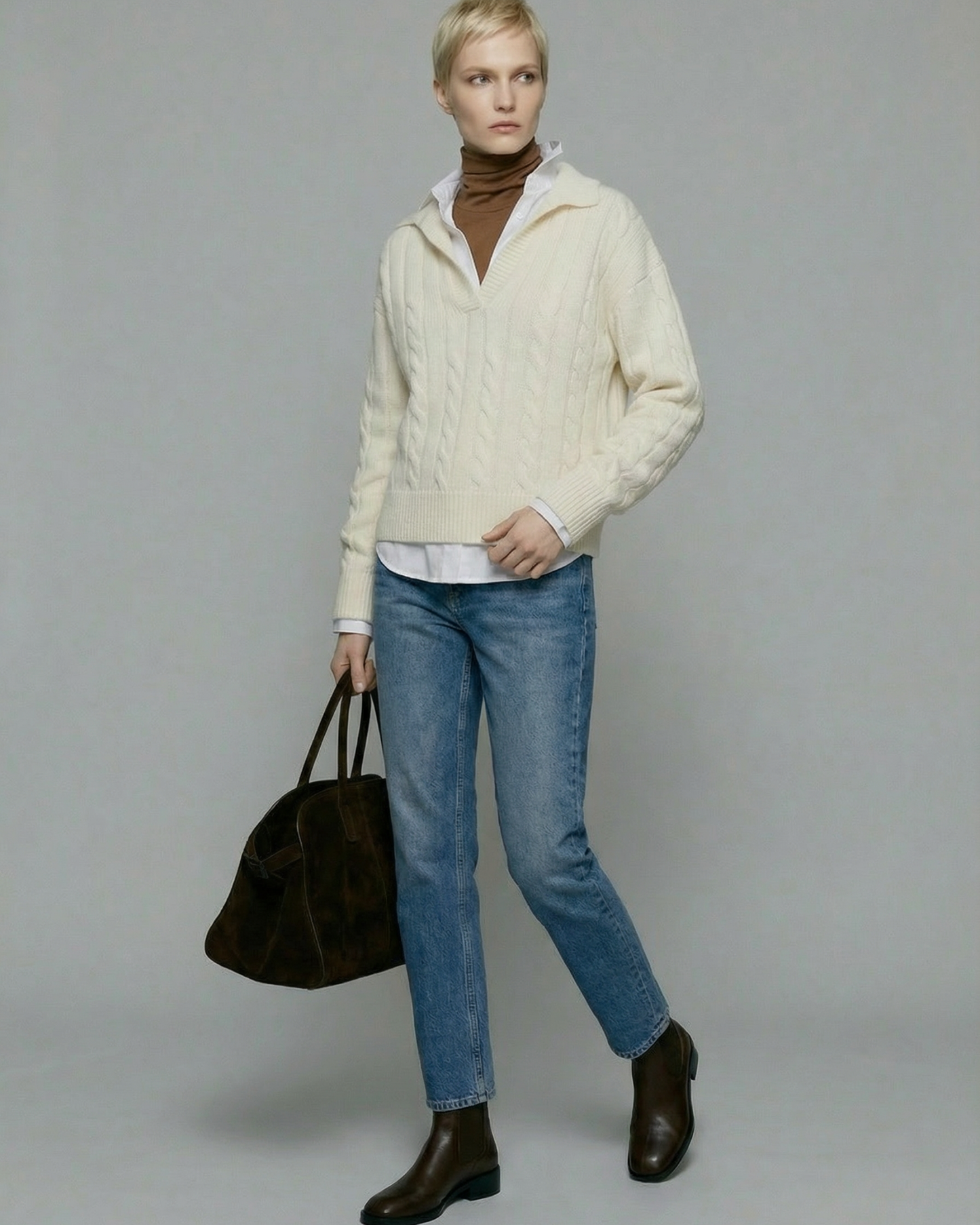 V-Neck Wool Sweater - KN032