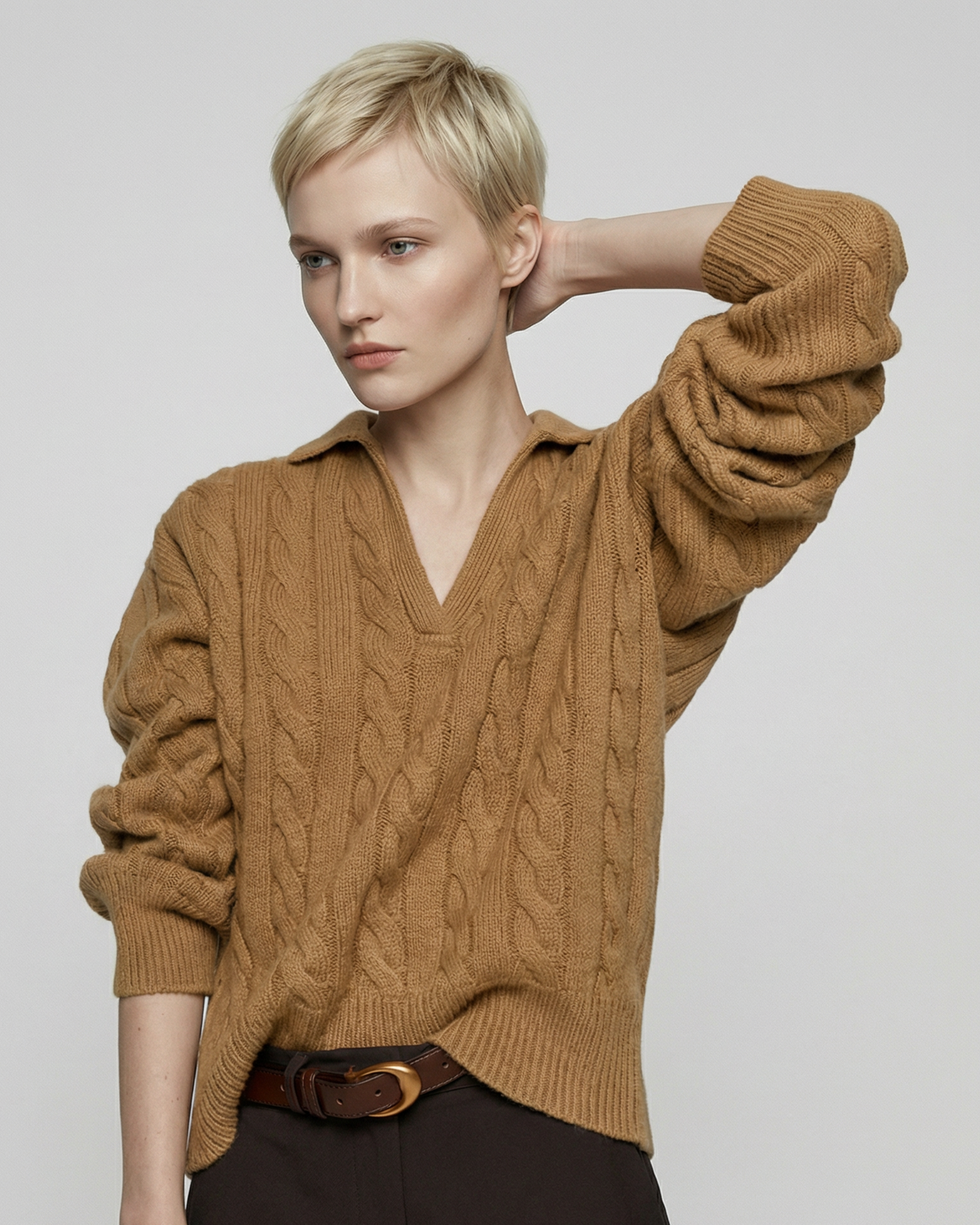 V-Neck Wool Sweater - KN032