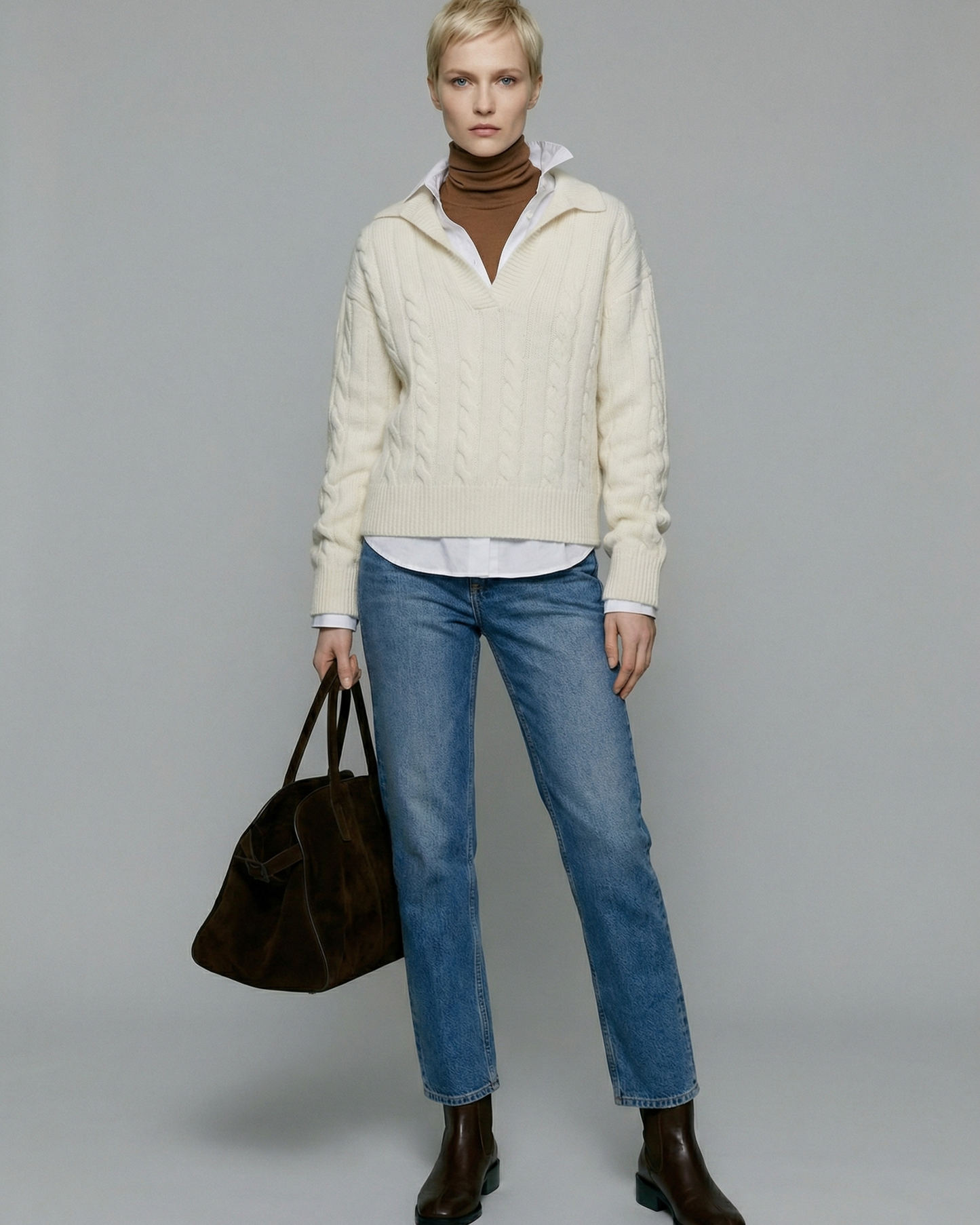 V-Neck Wool Sweater - KN032