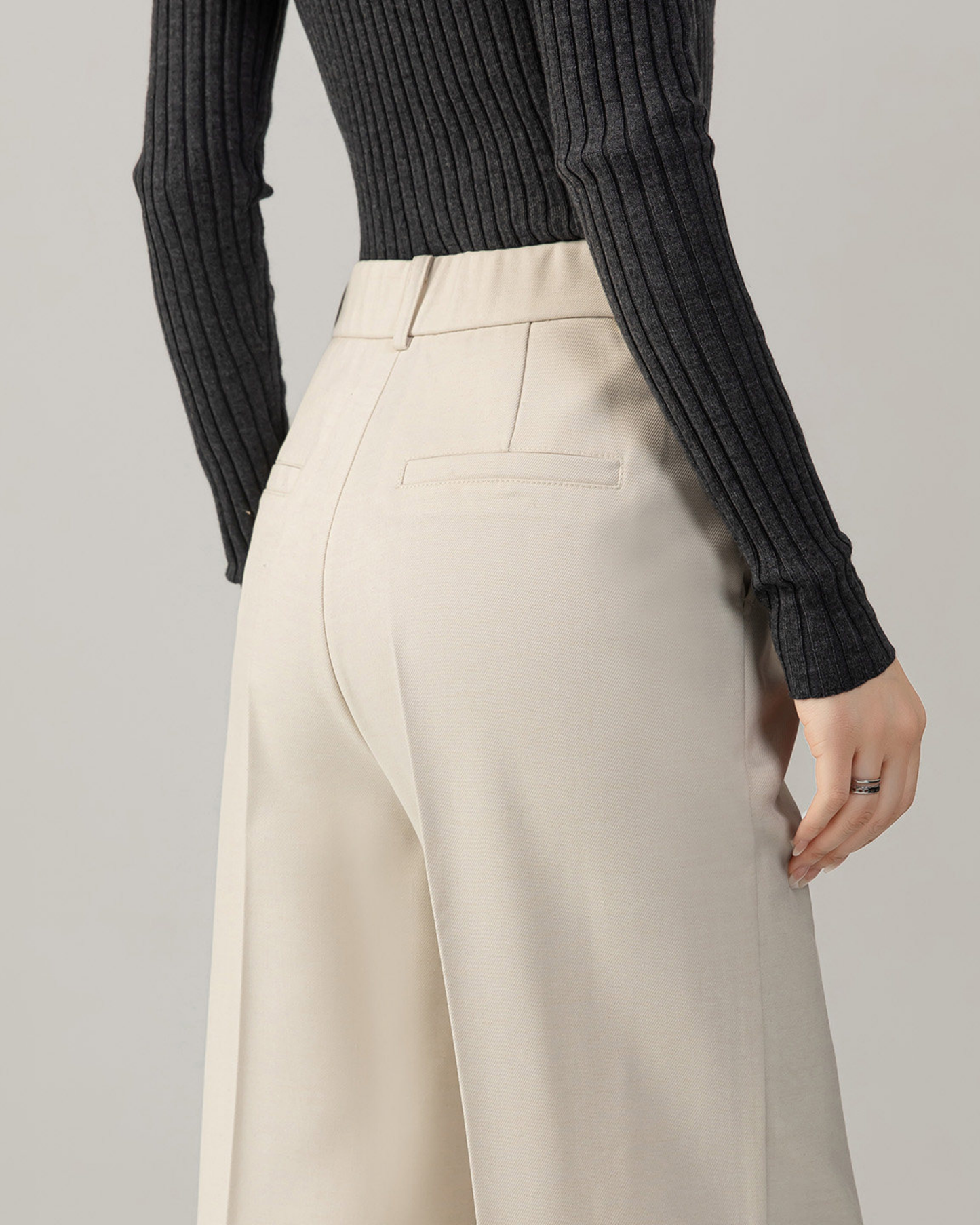 Clean Fit Wide Pants - BT036