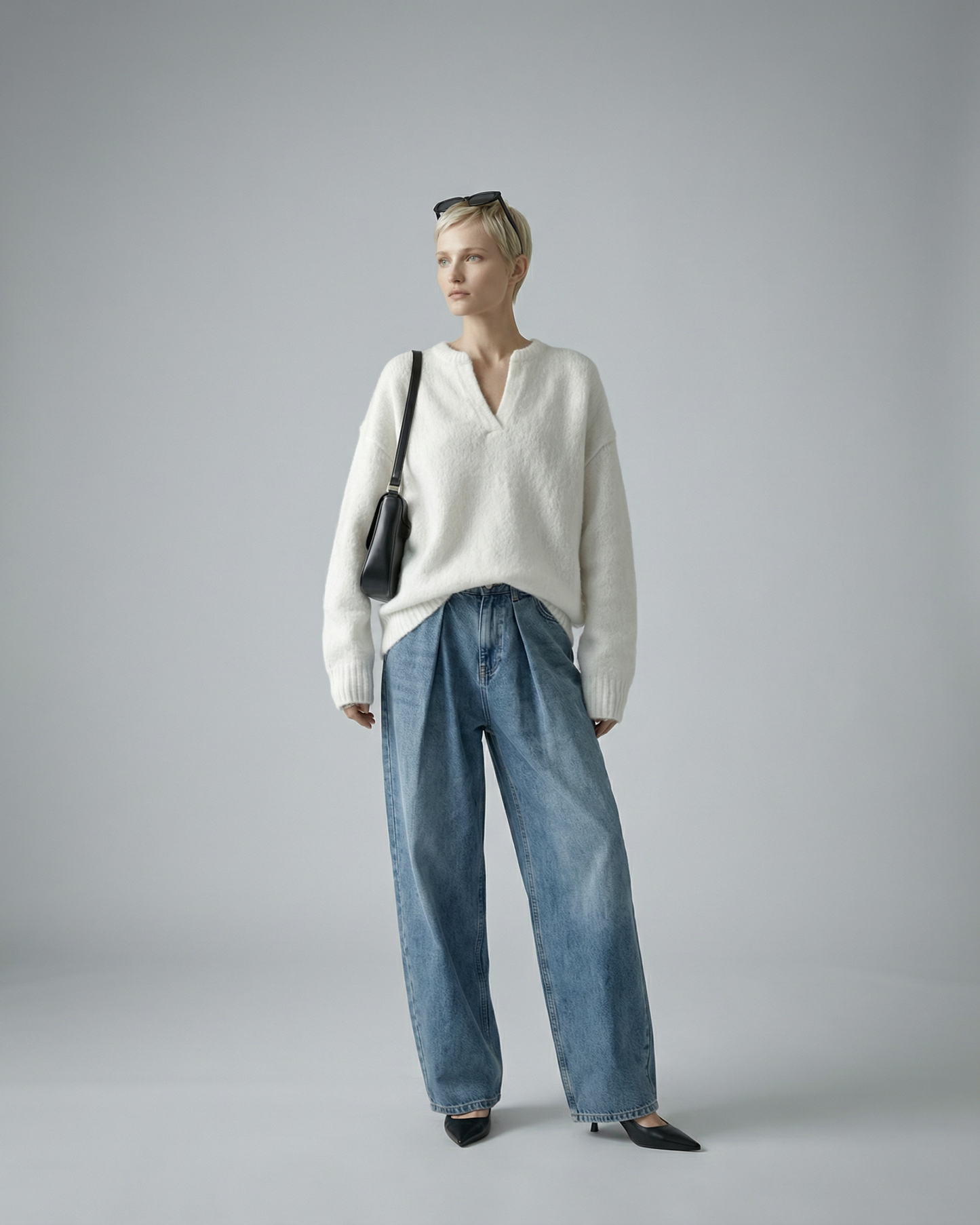 V-Neck Pullover Knit - KN038