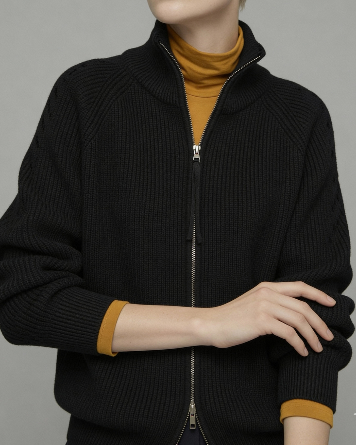 High-Neck Knit - KN040