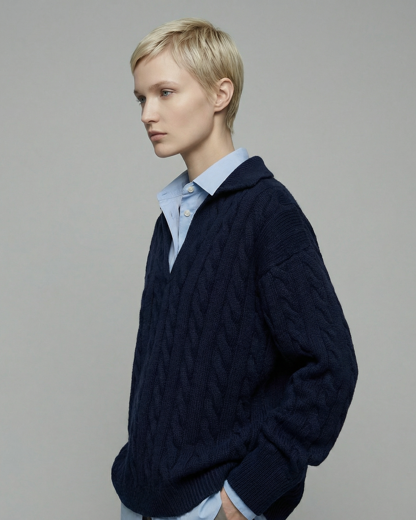 V-Neck Wool Sweater - KN032